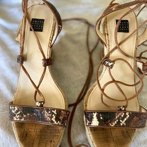 White House black market wedges 9.5